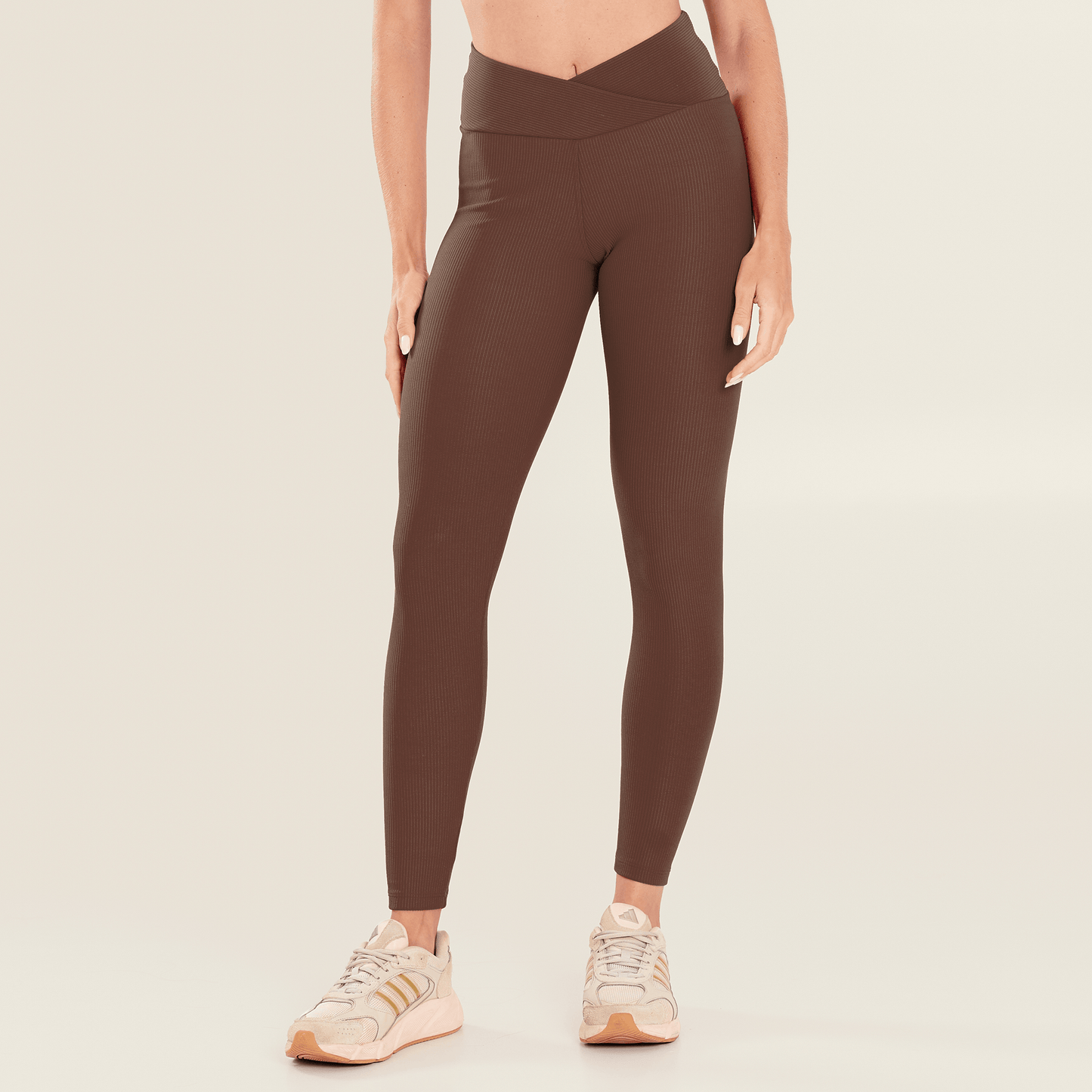 Conjunto Raise Marrom Canelado