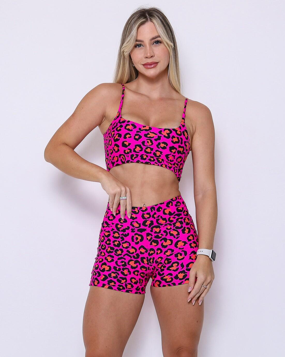 Conjunto Short Básico Curtinho Onça Pantanal Rosa + Top Bruna