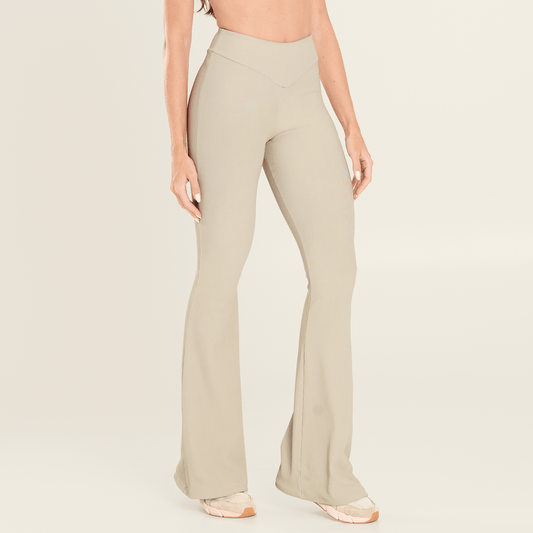 Calça Bailarina Canelada Intense Off Cream Cheese