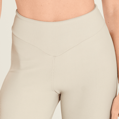 Calça Bailarina Canelada Intense Off Cream Cheese