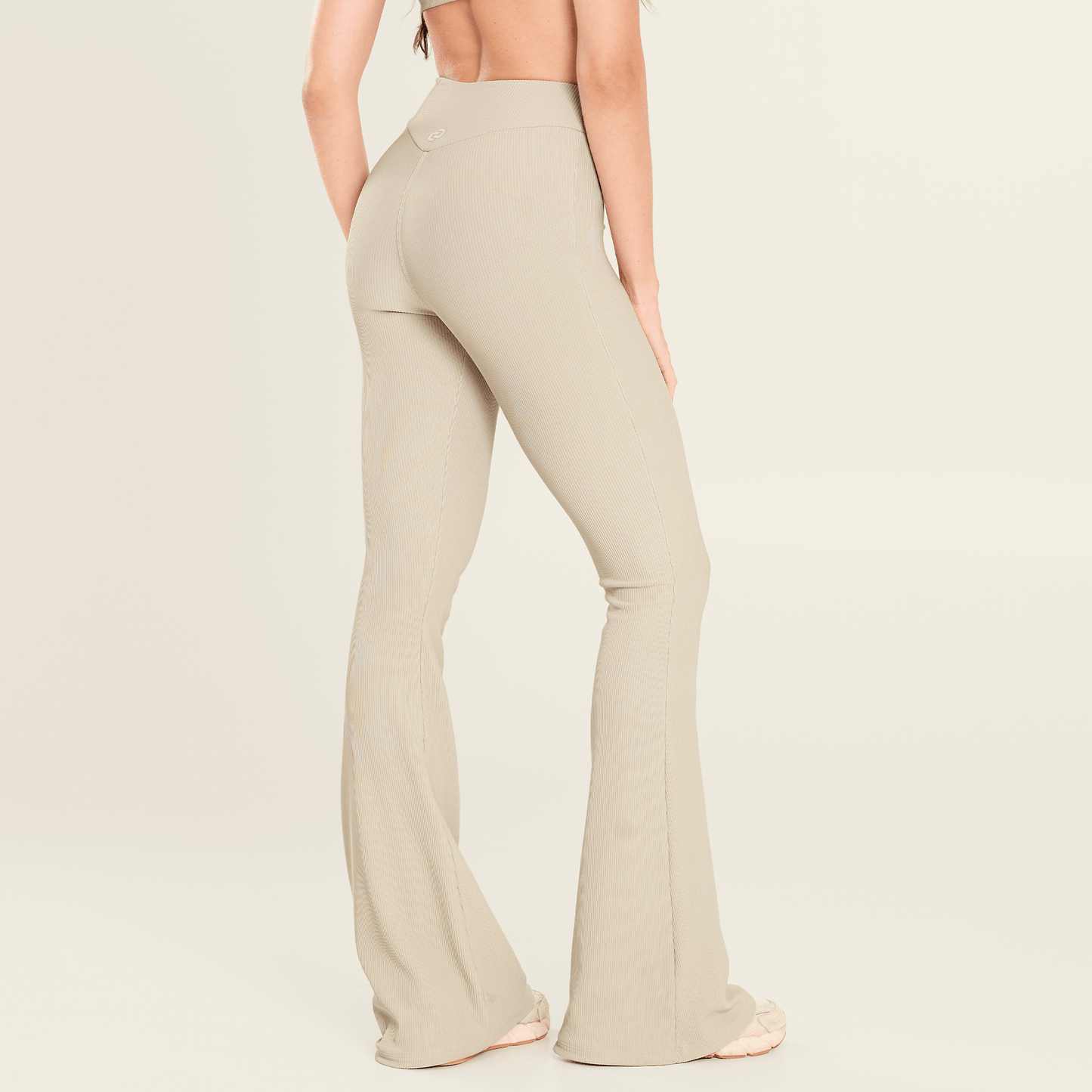 Calça Bailarina Canelada Intense Off Cream Cheese