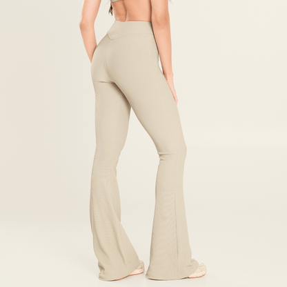 Calça Bailarina Canelada Intense Off Cream Cheese