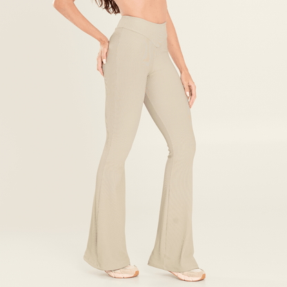 Calça Bailarina Canelada Intense Off Cream Cheese