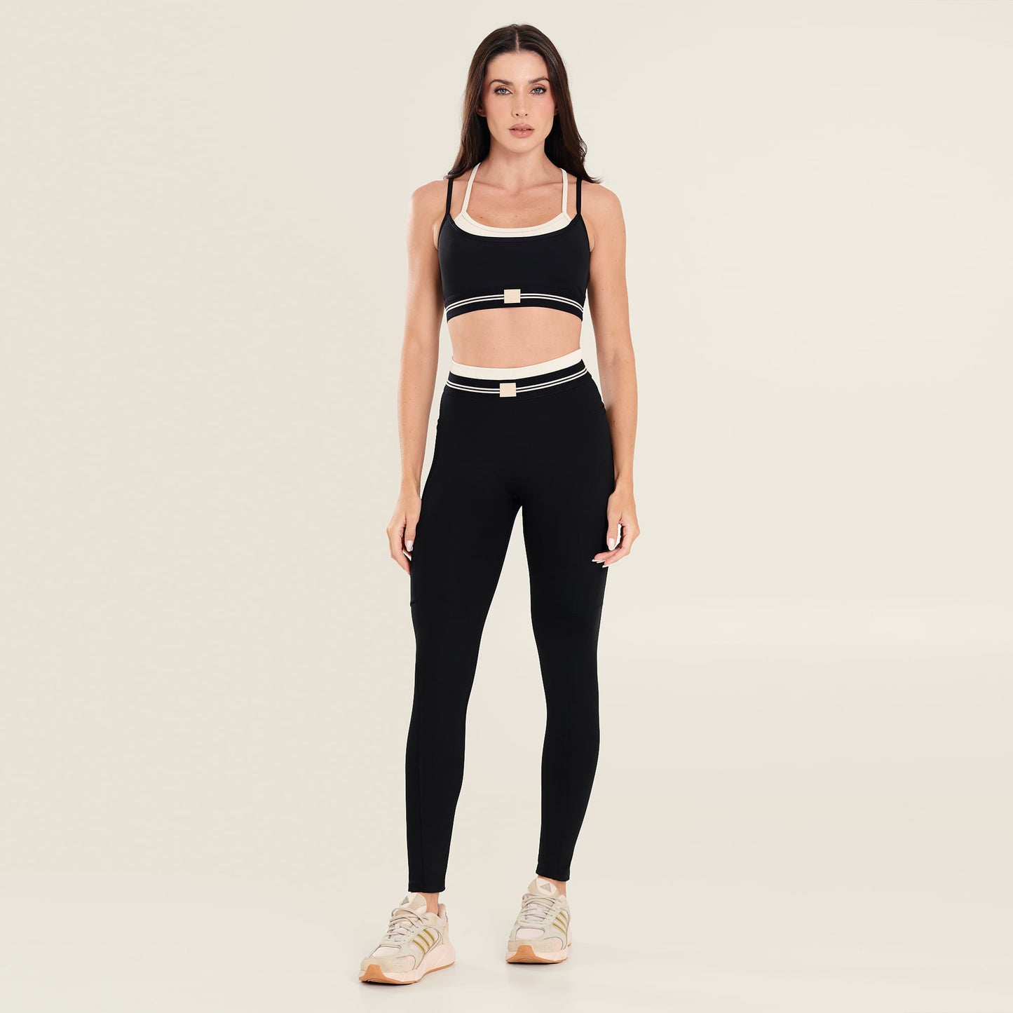 Legging Luxury Preta Poliamida Com Bolso