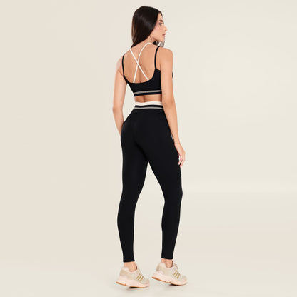 Legging Luxury Preta Poliamida Com Bolso